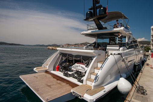 Azimut S7 image