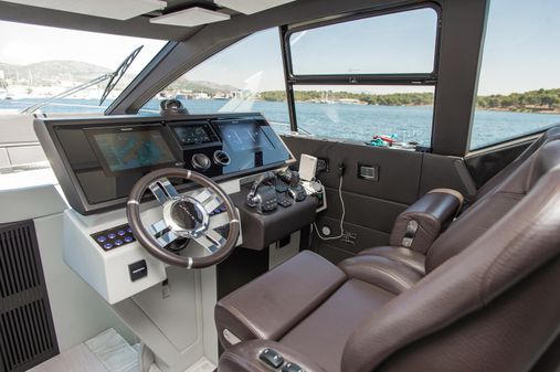 Azimut S7 image