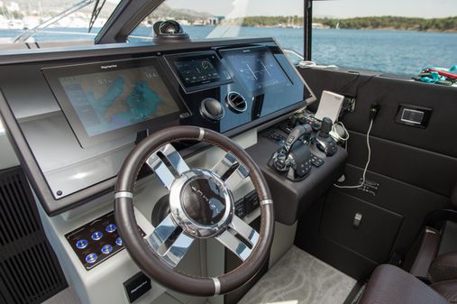 Azimut S7 image