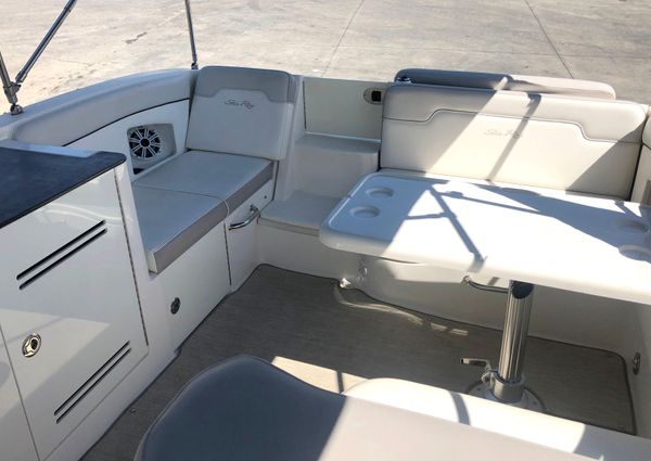 Sea-ray 300-SUNDECK image