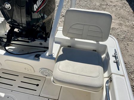 Boston-whaler 170-MONTAUK image