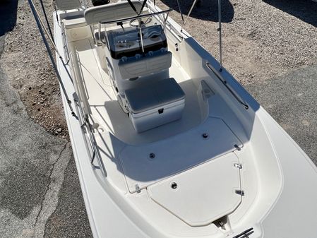 Boston-whaler 170-MONTAUK image