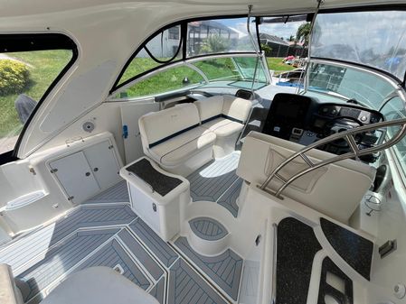 Cruisers Yachts 420 Express image