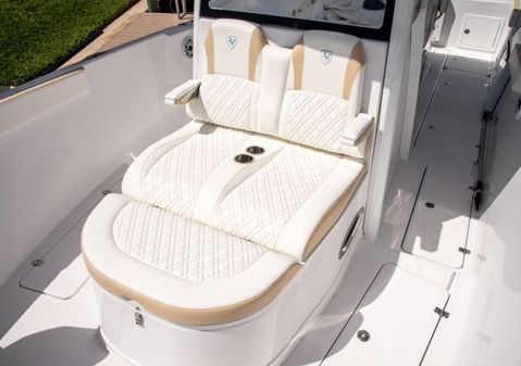 Century 3200 Center Console image