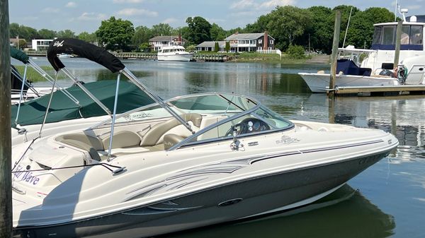 Sea Ray 200 Bowrider