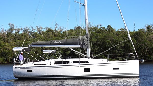 Hanse 388