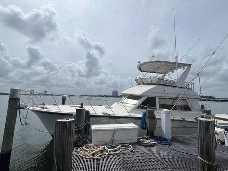 Hatteras 45 Convertible image