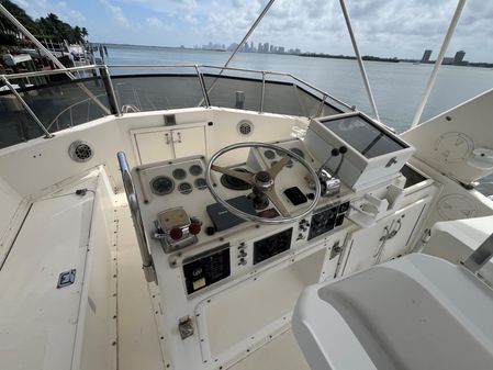 Hatteras 45 Convertible image