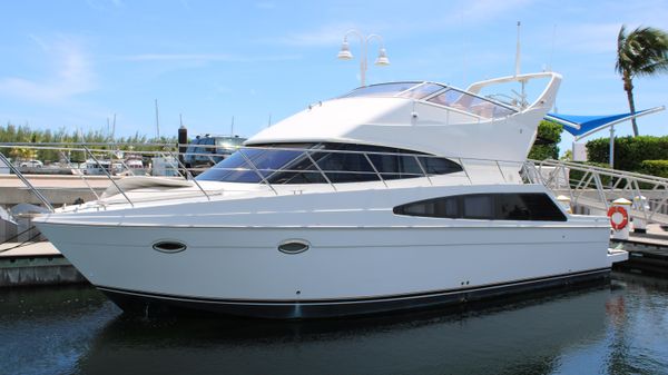 Carver 38 Super Sport 