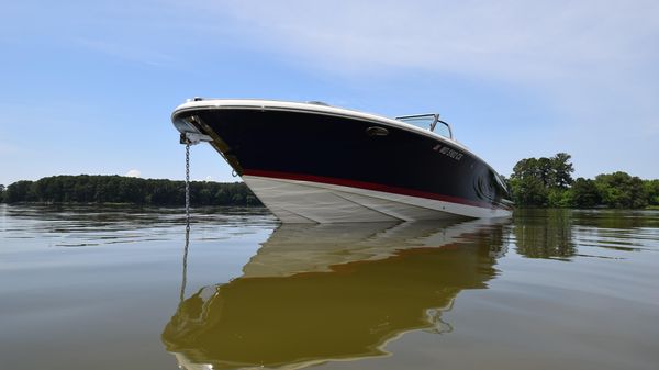 Chris-Craft Launch 25 