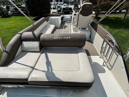 Bayliner Element XR7 image