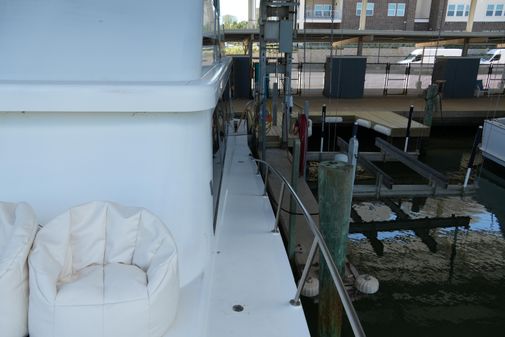 Darling Yachts 62 Enclosed Bridge image