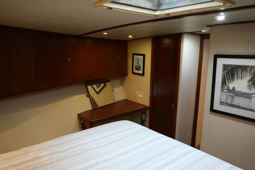 Darling Yachts 62 Enclosed Bridge image