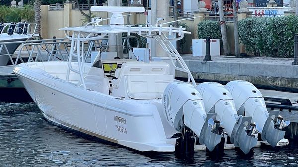 Intrepid 375 Nomad FE
