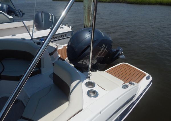 Chaparral 230-SUNCOAST image