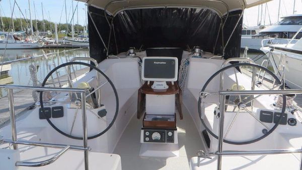 Catalina 445