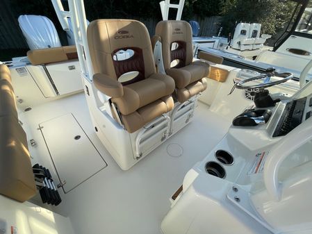 Cobia 301-CENTER-CONSOLE image