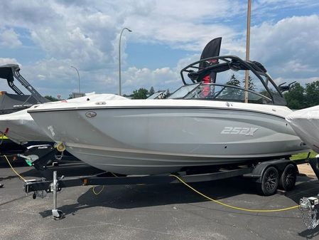 Yamaha-boats 252XE image