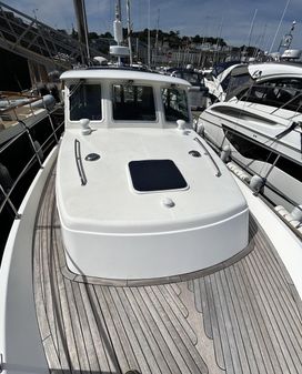 Hardy Commander 32 image