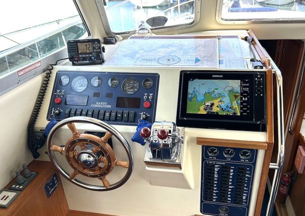 Hardy Commander 32 image