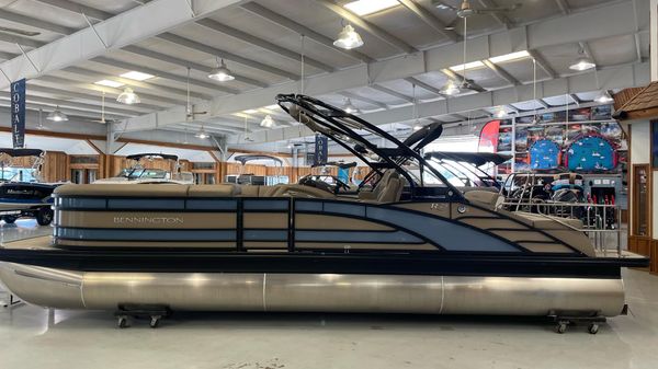 Bennington 25 RSBA