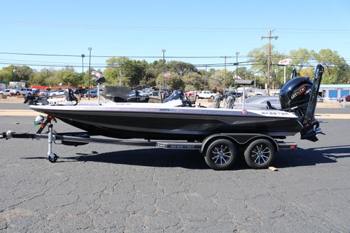 Skeeter ZXR 20 image