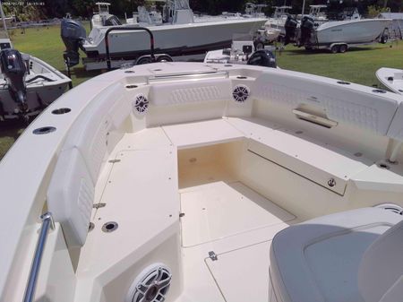 Cobia 265-CENTER-CONSOLE image