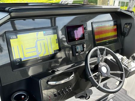 Nor-Tech 340 Sport Center Console image