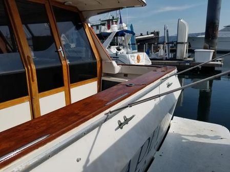 Bayliner 45 image