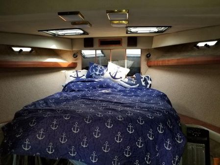 Bayliner 45 image