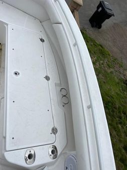 Everglades 273 Center Console image