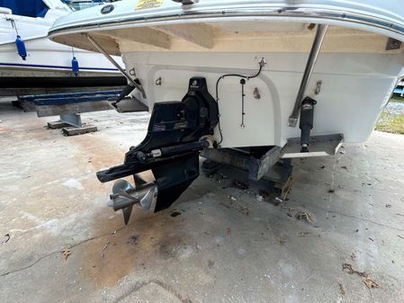 Crownline 255 CCR image