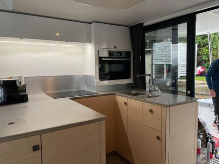 Fountaine Pajot MY 44 image