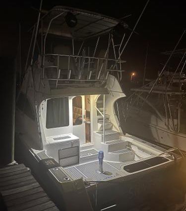 Luhrs 34 Convertible image