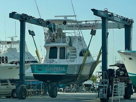 Luhrs 34 Convertible image