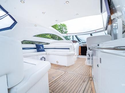 Sunseeker Predator 55 image