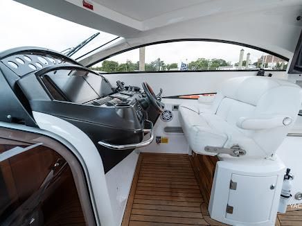 Sunseeker Predator 55 image