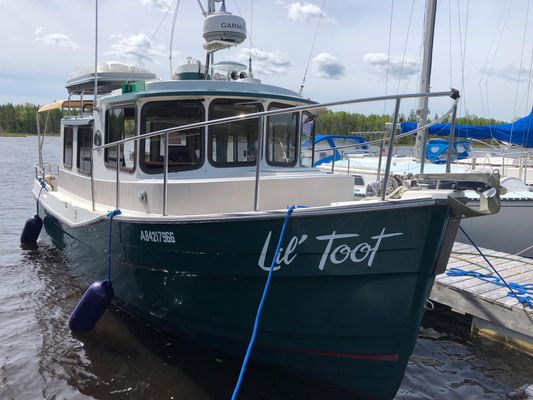 Ranger Tugs R25 - main image