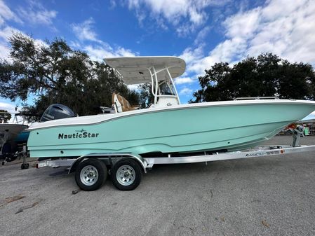 NauticStar 231 Hybrid image