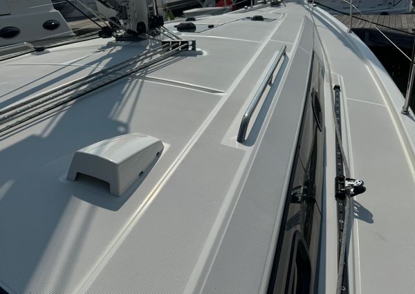 Beneteau Oceanis 41.1 image