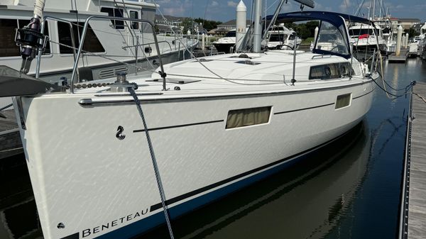 Beneteau Oceanis 41.1 