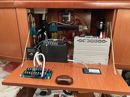 Beneteau 40 image