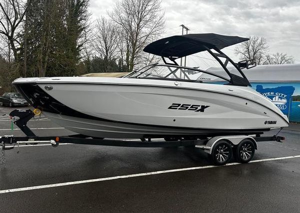 Yamaha-boats 255XD image