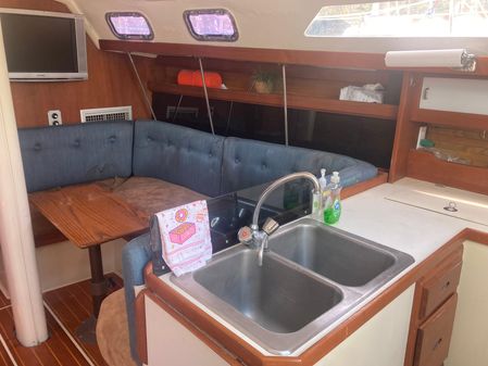 Catalina 34 image