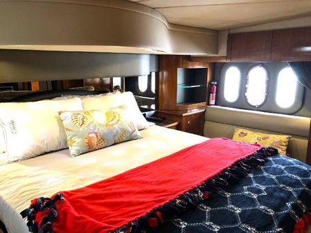 Cruisers-yachts 520-EXPRESS image
