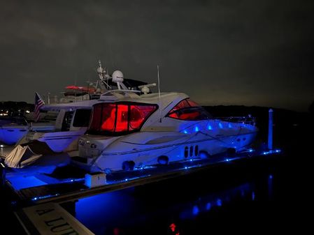 Cruisers-yachts 520-EXPRESS image