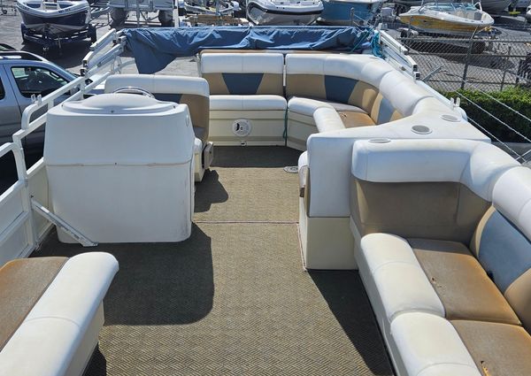 Bentley-pontoons 240-CRUISE image