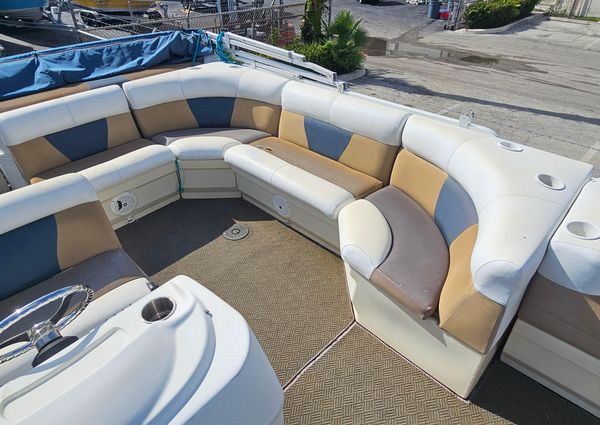 Bentley-pontoons 240-CRUISE image