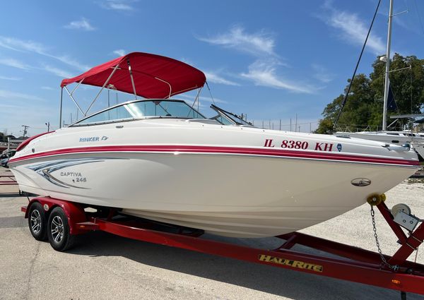 Rinker 246-CAPTIVA-BOWRIDER image