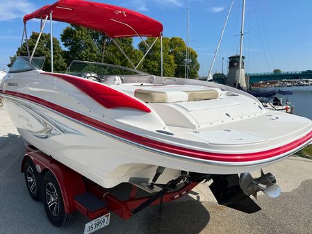 Rinker 246-CAPTIVA-BOWRIDER image